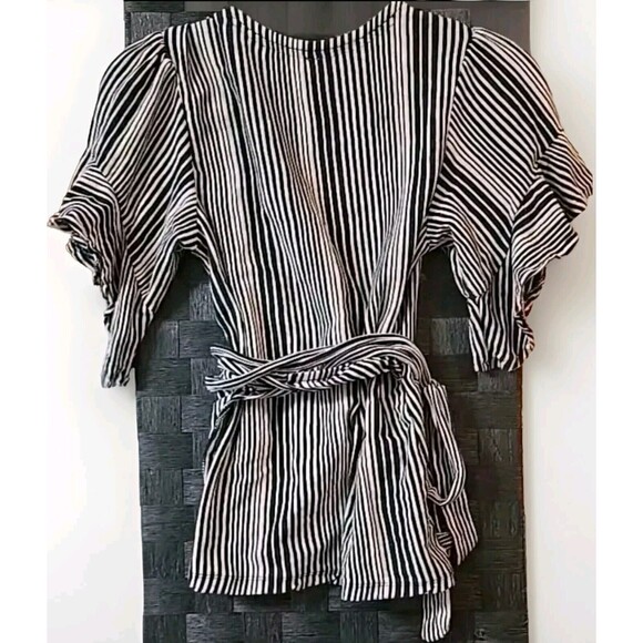 Free People Wrapped Around‎ My Finger Women's XS Wrap Top Black White Tie Waist - Picture 7 of 8